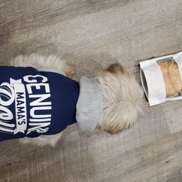 Jojo likes their 100% chicken snacks Jojo likes their 100% chicken snacks