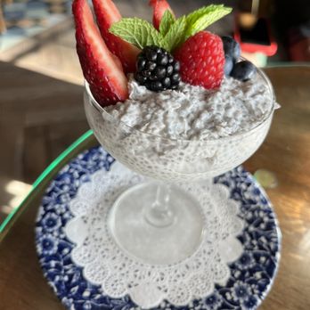 Little Hen - Chia seed pudding - Breakfast & Brunch Near Me - Weston, Florida Little Hen - Chia seed pudding - Breakfast & Brunch Near Me - Weston, Florida