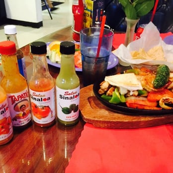El Nuevo Mariscos - Different salsas to meet your need lol!! - Mexican Near Me - Los Angeles, California El Nuevo Mariscos - Different salsas to meet your need lol!! - Mexican Near Me - Los Angeles, California
