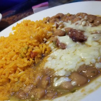 Cielito Lindo - Side of rice and beans for chicken tacos - Mexican Near Me - Pigeon Forge, Tennessee Cielito Lindo - Side of rice and beans for chicken tacos - Mexican Near Me - Pigeon Forge, Tennessee