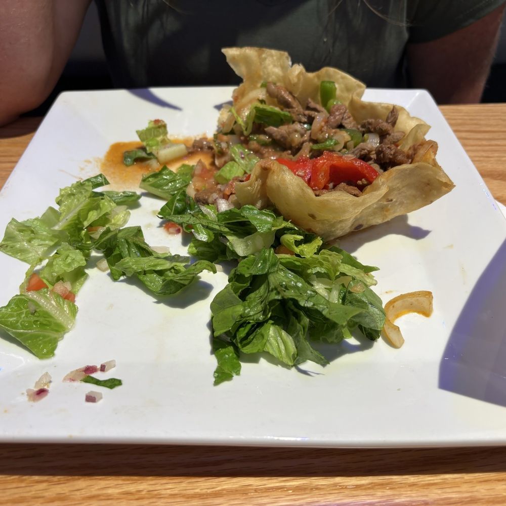 Cantina Jalisco - My wife's taco salad, perfect, medium, rare personally made by the manager due to dairy allergies. - Mexican Near Me - Alliance, Ohio Cantina Jalisco - My wife's taco salad, perfect, medium, rare personally made by the manager due to dairy allergies. - Mexican Near Me - Alliance, Ohio