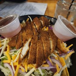 Kuhnhenn Brewing Taproom - Chicken Tender Salad