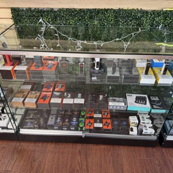 Vapor Wize - Vape Kits/Mods/Tanks - Vape Shops Near Me - St. Peters, Missouri Vapor Wize - Vape Kits/Mods/Tanks - Vape Shops Near Me - St. Peters, Missouri