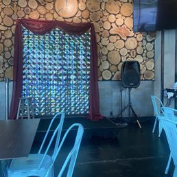 Repurposed background and chairs... Repurposed background and chairs...