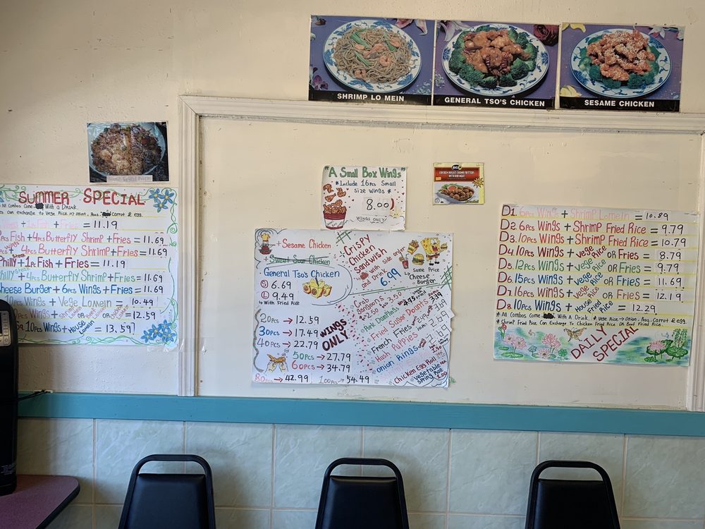 WINGS & SEAFOOD Updated May 2024 17 Photos 1046 Rd, Decatur, Chicken