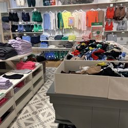Aerie American Eagle Store
