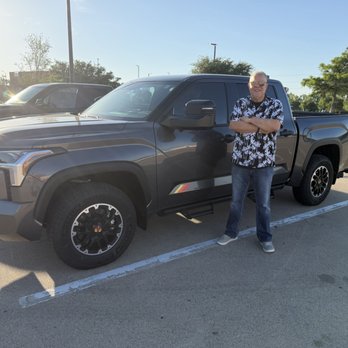 D&M Leasing - Bad Azz Truck - Auto Loan Providers Near Me - Grand Prairie Texas, Texas D&M Leasing - Bad Azz Truck - Auto Loan Providers Near Me - Grand Prairie Texas, Texas