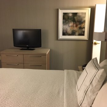 Courtyard by Marriott Cleveland Airport North - Hotels Near Me - North Olmsted, Ohio Courtyard by Marriott Cleveland Airport North - Hotels Near Me - North Olmsted, Ohio