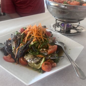 Kruang Tedd - Thai Near Me - Los Angeles, California