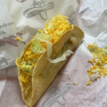 Roberto's Taco Shop - Crunchy Chicken Taco is Good AF - Mexican Near Me - Enterprise, Nevada