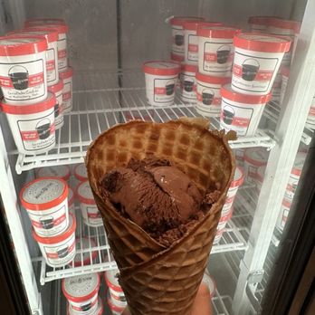 Salt & Straw - Chocolate gooey brownie in a waffle cone - Ice Cream & Frozen Yogurt Near Me - Kirkland, Washington