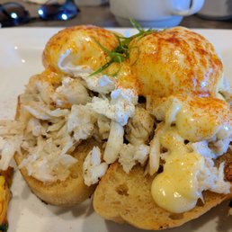 Crab Benedict
