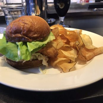 Row 34 - Seaport - New American Near Me - Boston, Massachusetts