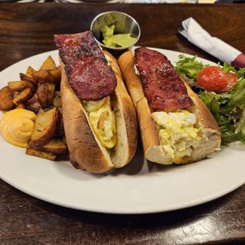 Cafe Bonjour - Breakfast & Brunch Near Me - Boston, Massachusetts