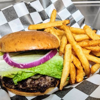 M J’s Hideaway - Pizza Near Me - Show Low, Arizona