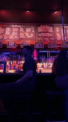 Blondie's Bar by null