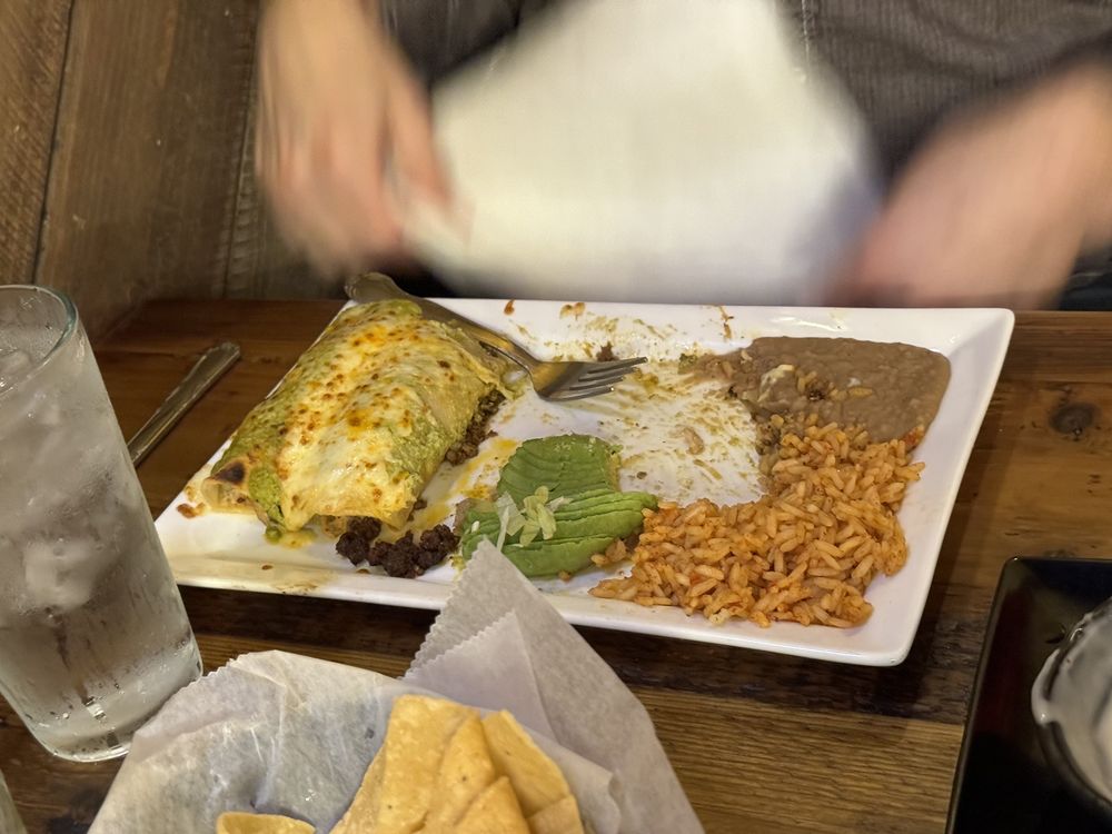 MOJAVE CANTINA 13 Reviews 22870 Pontiac Trl, South Lyon, Michigan