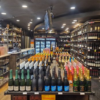 Corkless - great selection, neatly displayed - Wine Bars Near Me - New York, New York Corkless - great selection, neatly displayed - Wine Bars Near Me - New York, New York