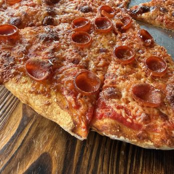Patrick Henry's - Pepperoni pizza - Burgers Near Me - Coxsackie, New York Patrick Henry's - Pepperoni pizza - Burgers Near Me - Coxsackie, New York