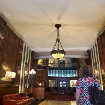 21 At The Frederick - Informal but elegant. Gorgeous - Wine Bars Near Me - Huntington, West Virginia 21 At The Frederick - Informal but elegant. Gorgeous - Wine Bars Near Me - Huntington, West Virginia