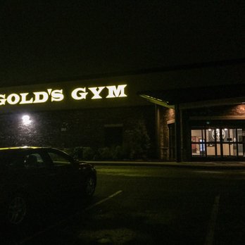 Gold's Gym - Gold's Gym looks nice at night! - Trainers Near Me - Clarksville, Tennessee Gold's Gym - Gold's Gym looks nice at night! - Trainers Near Me - Clarksville, Tennessee