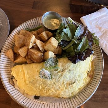 Blackstone Kitchen - Veggie omlet - New American Near Me - Corona, California