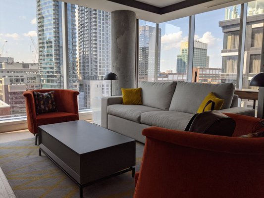 Humaniti Hotel Montreal Autograph Collection by null