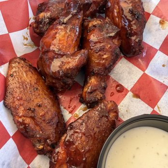 The Village Door - Bbq wings - Dance Clubs Near Me - Destin, Florida The Village Door - Bbq wings - Dance Clubs Near Me - Destin, Florida