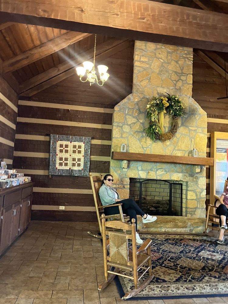 TENNESSEE STATION Updated October 2024 46 Photos & 15