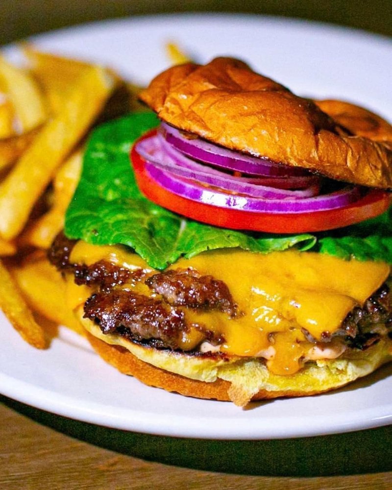 Food from Taphouse On The Edge