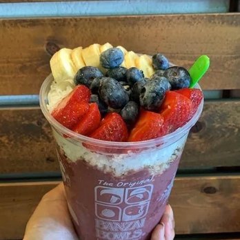 Banzai Bowls - Large Maui Sunrise Bowl. My go to ALWAYS - Juice Bars & Smoothies Near Me - Newport Beach, California Banzai Bowls - Large Maui Sunrise Bowl. My go to ALWAYS - Juice Bars & Smoothies Near Me - Newport Beach, California