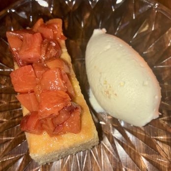 Poeta - Police Oil Cake w/ Peaches - Italian Near Me - Austin, Texas