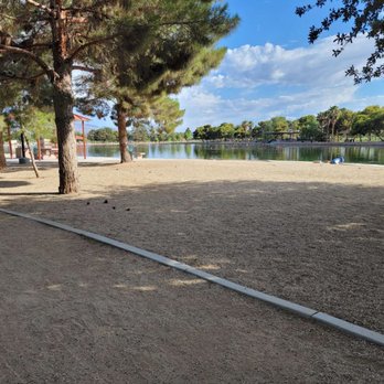 Sunset Park - pond - Dog Parks Near Me - Las Vegas, Nevada