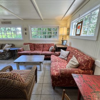 Ocracoke Coffee - Lots of couches! - Coffee & Tea Near Me - Ocracoke, North Carolina Ocracoke Coffee - Lots of couches! - Coffee & Tea Near Me - Ocracoke, North Carolina