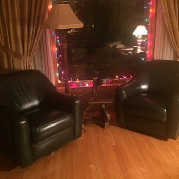 Leo's Upholstery - Furniture Reupholstery Near Me - Chicago, Illinois