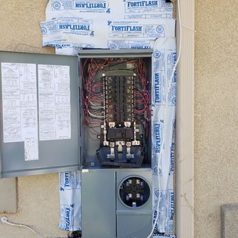 Hab's Electric - Very clean panel upgrade for for solar customer - Electricians Near Me Hab's Electric - Very clean panel upgrade for for solar customer - Electricians Near Me