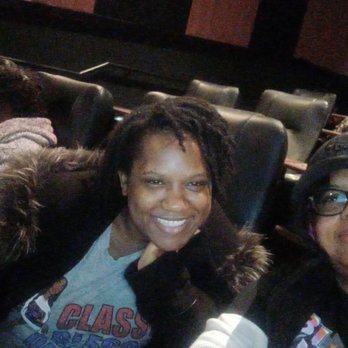 MOVIE TAVERN WILLIAMSBURG - Updated July 2024 - 93 Photos & 218 Reviews