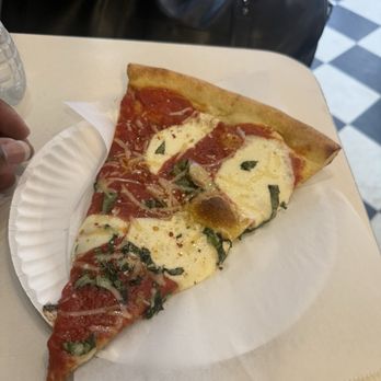 Williamsburg Pizza - Great size slice. I absolutely loved the sauce and cheese mozzarella combination. The Crust/dough was my absolute favorite - Pizza Near Me - New York, New York Williamsburg Pizza - Great size slice. I absolutely loved the sauce and cheese mozzarella combination. The Crust/dough was my absolute favorite - Pizza Near Me - New York, New York