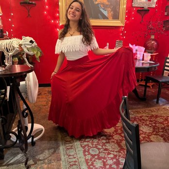 Lola's Lounge - Spanish Near Me - Sacramento, California Lola's Lounge - Spanish Near Me - Sacramento, California