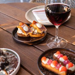 Olea Restaurant - Amazing double Happy Hour!