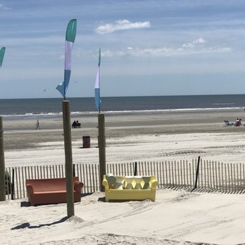 PigDog Beach Bar - View - Bars Near Me - Wildwood, New Jersey