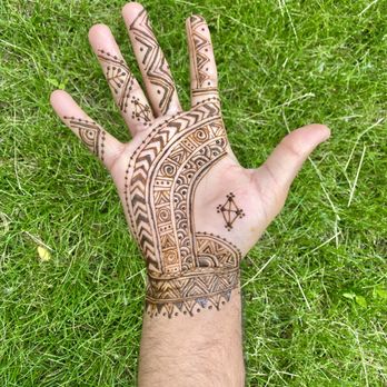 Henna by Aleena - Henna Artists Near Me Henna by Aleena - Henna Artists Near Me