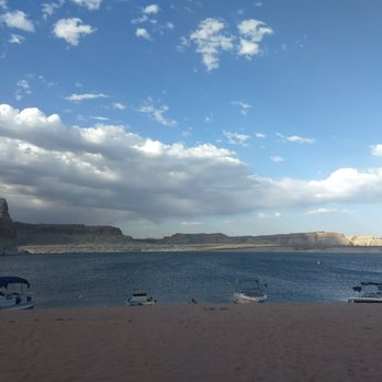 Lone Rock Campground - Parks Near Me - Page, Utah