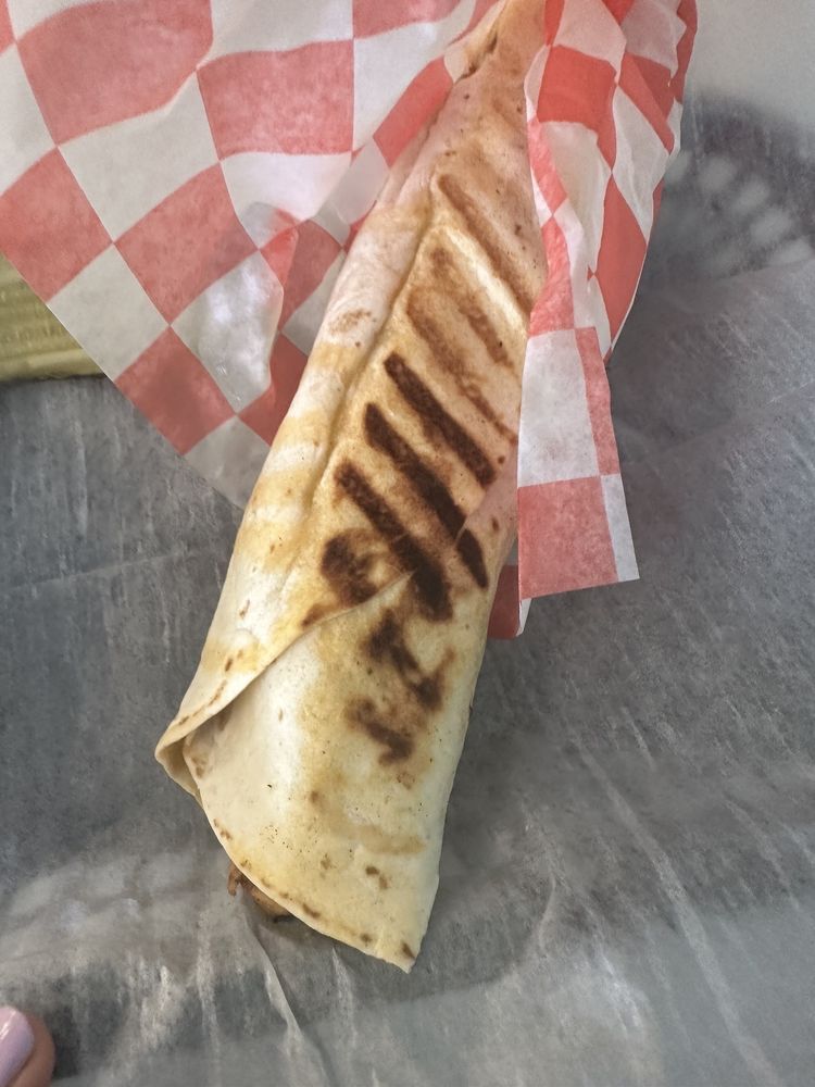 Food from Zesty Gyros & Deli