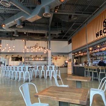 Daybreak Kitchen & Biscuit - Great decor! - Breakfast & Brunch Near Me - Sterling, Virginia