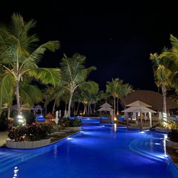 Island Travel Company - Beautiful at night