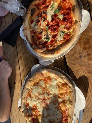 Community Pizza & Beer Garden by null
