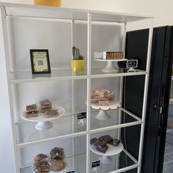 Mielimón Bakery - More treats (brownies, Rice Krispies squares, etc.)