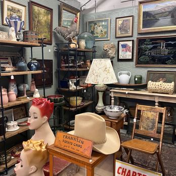 Franklin Antique Mall - Antiques Near Me - Franklin, Tennessee Franklin Antique Mall - Antiques Near Me - Franklin, Tennessee