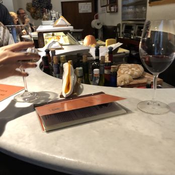 Le Volpi e l'Uva - Beer, Wine & Spirits Near Me - Florence, FI